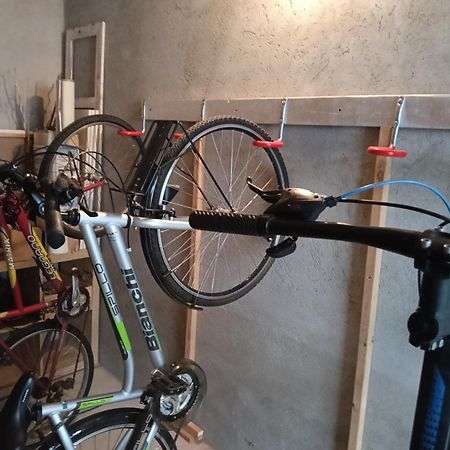 Ferienwohnung La Dimora Del Borgo Pinerolo Exterior foto